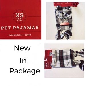 Pet plaid pajamas XS NIP Wondershop Target fits up to 10 LB NWT